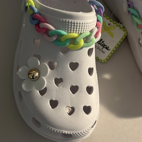 New First Steps Girls flower White Shoes Size 3 - Picture 2 of 12